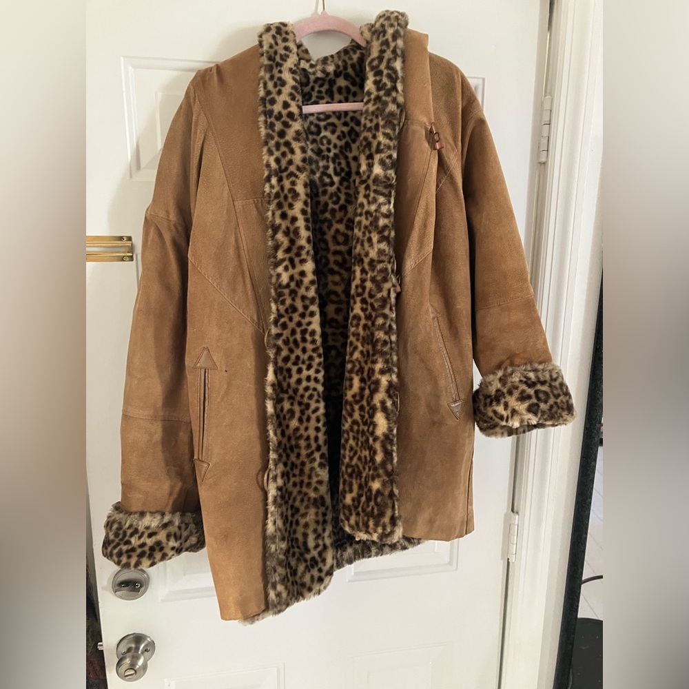 Vintage suede leopard lined faux fur coat